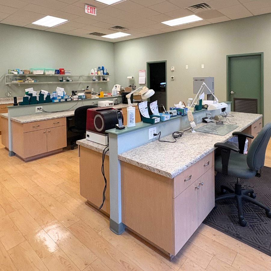 photo of a clean office space